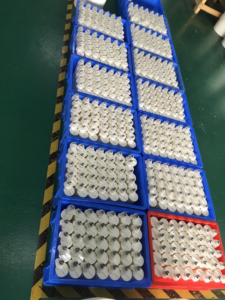 izzylee321's tweet image. Kongder Glue