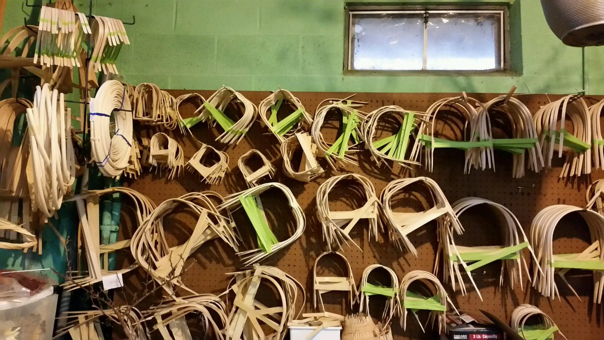 EverCrafting's tweet photo. Time to make the baskets... #serialcrafter https://t.co/RkNw2G6HhM