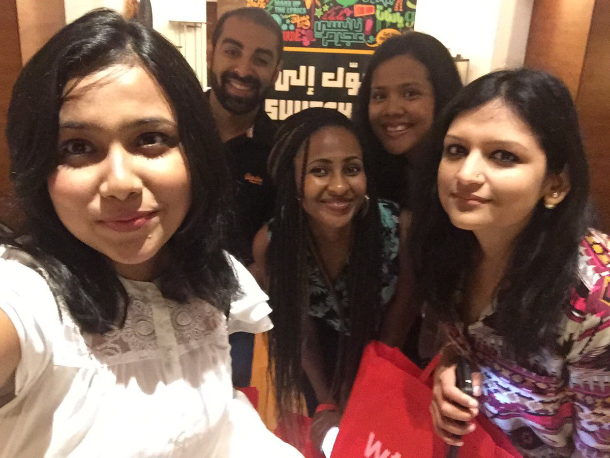 SaldanhaSharon's tweet photo. At the first ever Zomato Blogger Conference today! *woot* #ZomatoCon @ZomatoUAE 💫 https://t.co/iOBOvDKOdt
