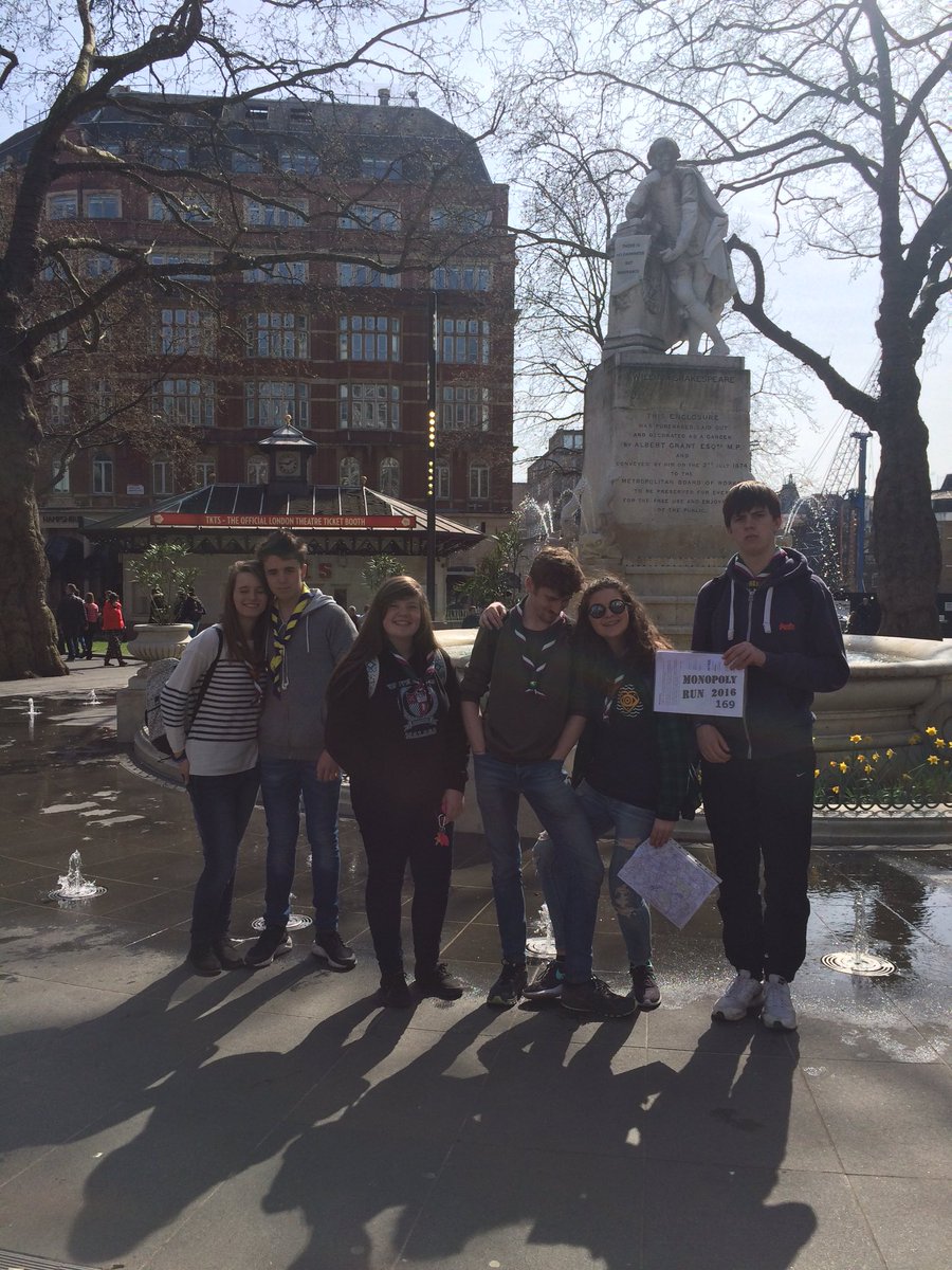 FandomtasticZoe's tweet photo. #mr16th 169 #Leicestersquare https://t.co/ULCrPxT3cd