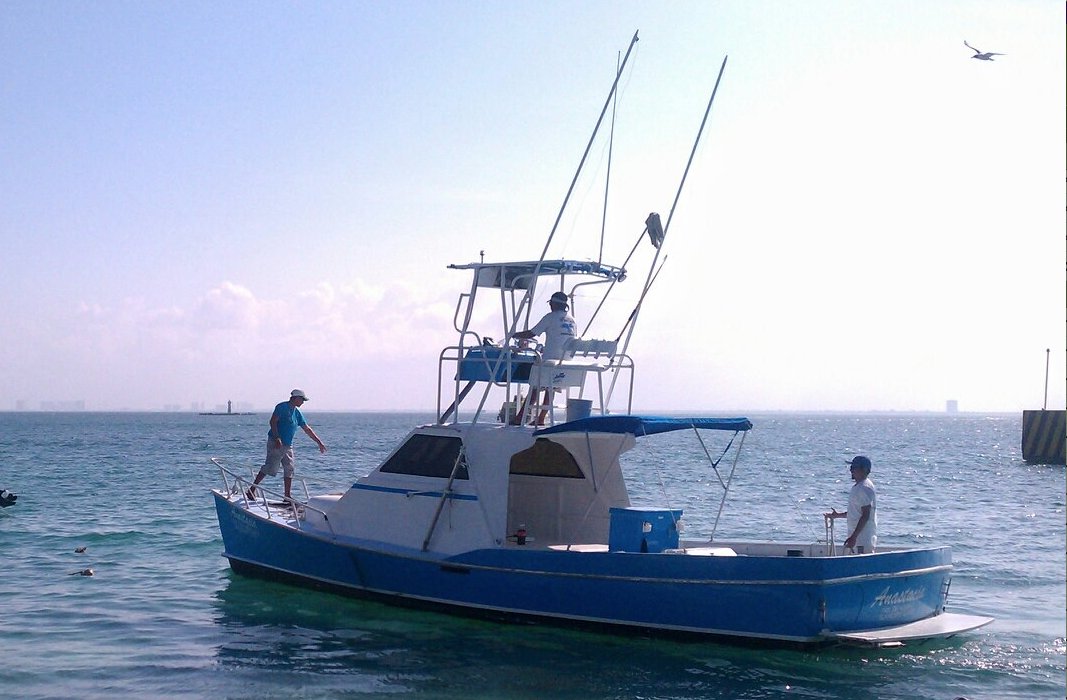 tvislamujeres's tweet photo. Por aire y mar buscan a cuatro pescadores a bordo de la embarcación “Anastacia” en #IslaMujeres https://t.co/FaieW5NZsZ