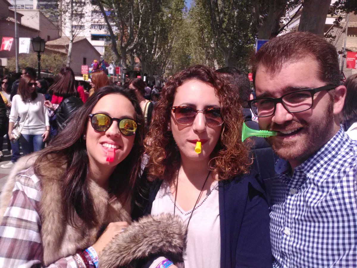 PakoNortes's tweet photo. #EntierrodelaSardina con @mariavv94 y @JuarezzN94 

piiiiiiiiiiiiiiiiiiiiiiii piiiiiiiiiiii https://t.co/sL6unntSwq
