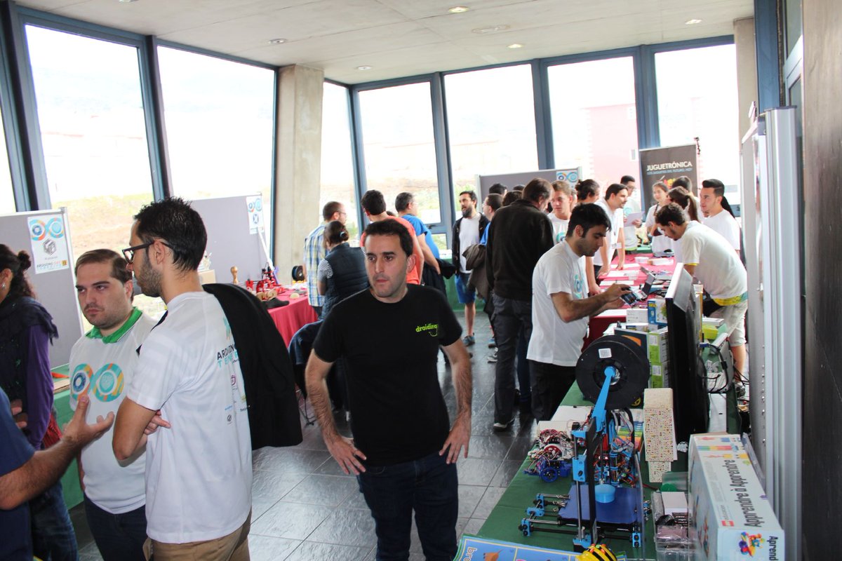 AytoCandelaria's tweet image. Candelaria acoge este sábado &quot;Arduino day Tenerife 2016&quot;#arduino #juventud