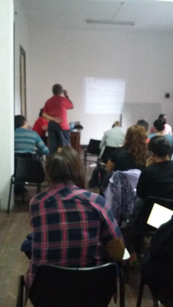 CRASanFernando's tweet photo. Curso de Primeros Auxilios.  #CruzRojaArgentina #SanFernando https://t.co/vdiffSJftX