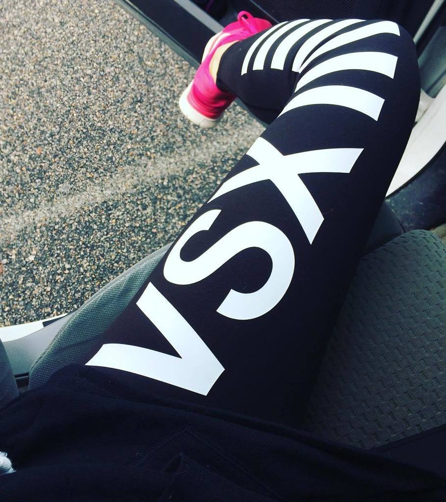 TheCaringTimes_'s tweet photo. Make time for yourself and have awesome workout clothes 👍🤘 #takeabreak #holyreading #nursingschool #bbg by samantha… https://t.co/xbSWKjIhnc
