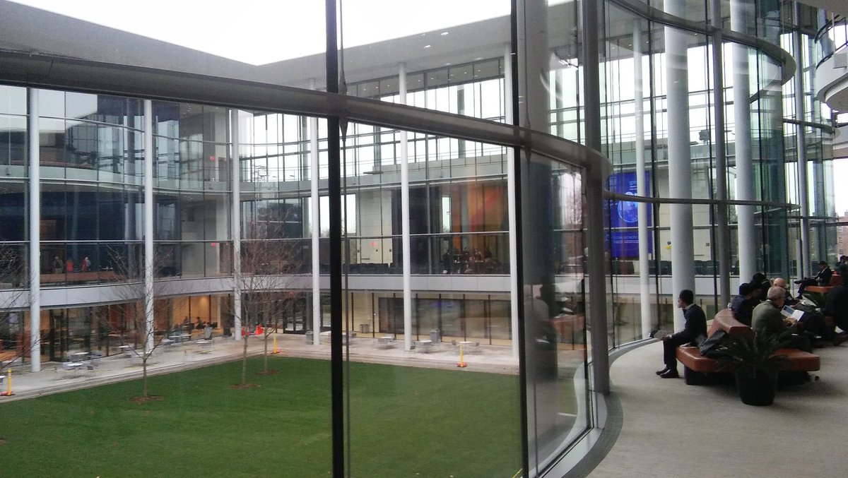 sbc111's tweet photo. At Spark: Yale Social Impact Conference @YaleSOM @yale_spark  #Spark2016 #NetImpactX [] https://t.co/7OYll3cgg1