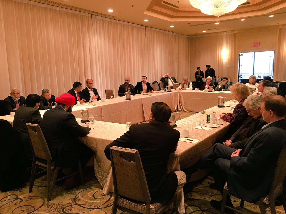 NavdeepSBains's tweet photo. Great #LaurierClub roundtable in #HamiltonON last night - my thanks to everyone who participated &amp; provided feedback https://t.co/0RFYYbtM8i