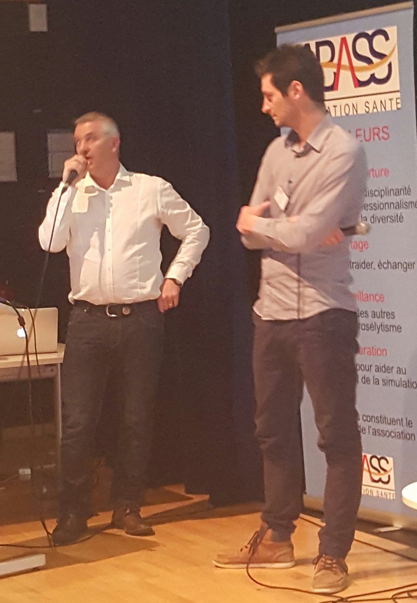 aum_sapiens's tweet photo. Simulation relationnelle simple et complexe par @barrasarnaud et Arnaud Canet. @simulationsante #6ejAbass https://t.co/vLiToj4Tje