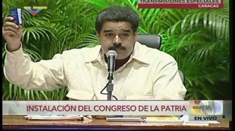 ElNacionalWeb's tweet photo. Maduro pidió someter la Ley de Amnistía a una “consulta pública” https://t.co/H0HKfCWoJF https://t.co/uQDnKyE73D
