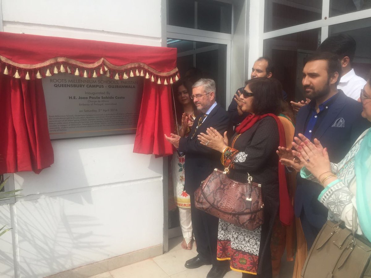 TME_Pakistan's tweet photo. #Inaugralceremony #purposebuiltcampus #TMUC #QueensburyCampus #TransnationalUniversity by #chargedeaffairs#Portugal https://t.co/DvoXJUZeEs