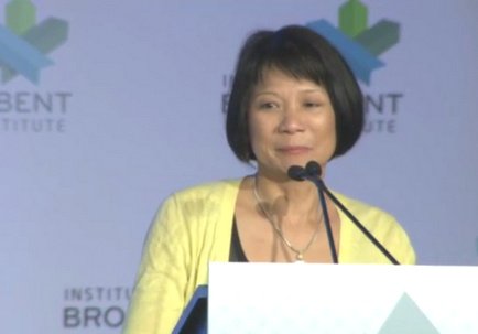 slowottawa's tweet photo. @oliviaChow declares @CDNMenstruators campaign as winner of Jack Layton progress prize. @jill_pie accepts. #prgrs16 https://t.co/Cc7DT5HWKl