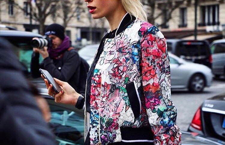 ElieSaabWorld's tweet photo. Show stopper | Details of Anne-Sophie Mignaux's ELIE SAAB bomber jacket https://t.co/CVthM9DQLR