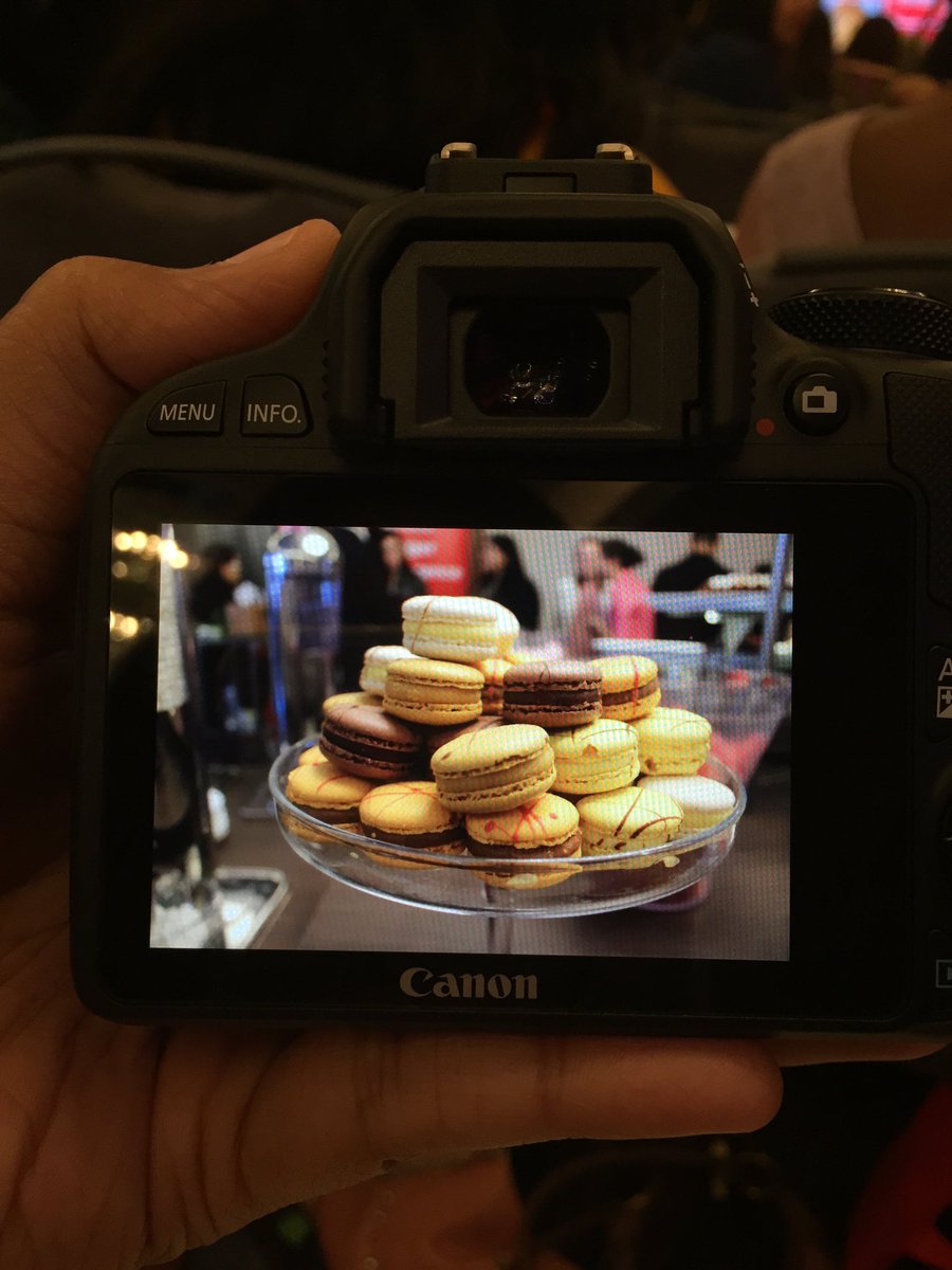SaldanhaSharon's tweet photo. The best part about a zomato conference is *FOOD* duh. 😍 #ZomatoCon @ZomatoUAE https://t.co/8uOwbYEqi6