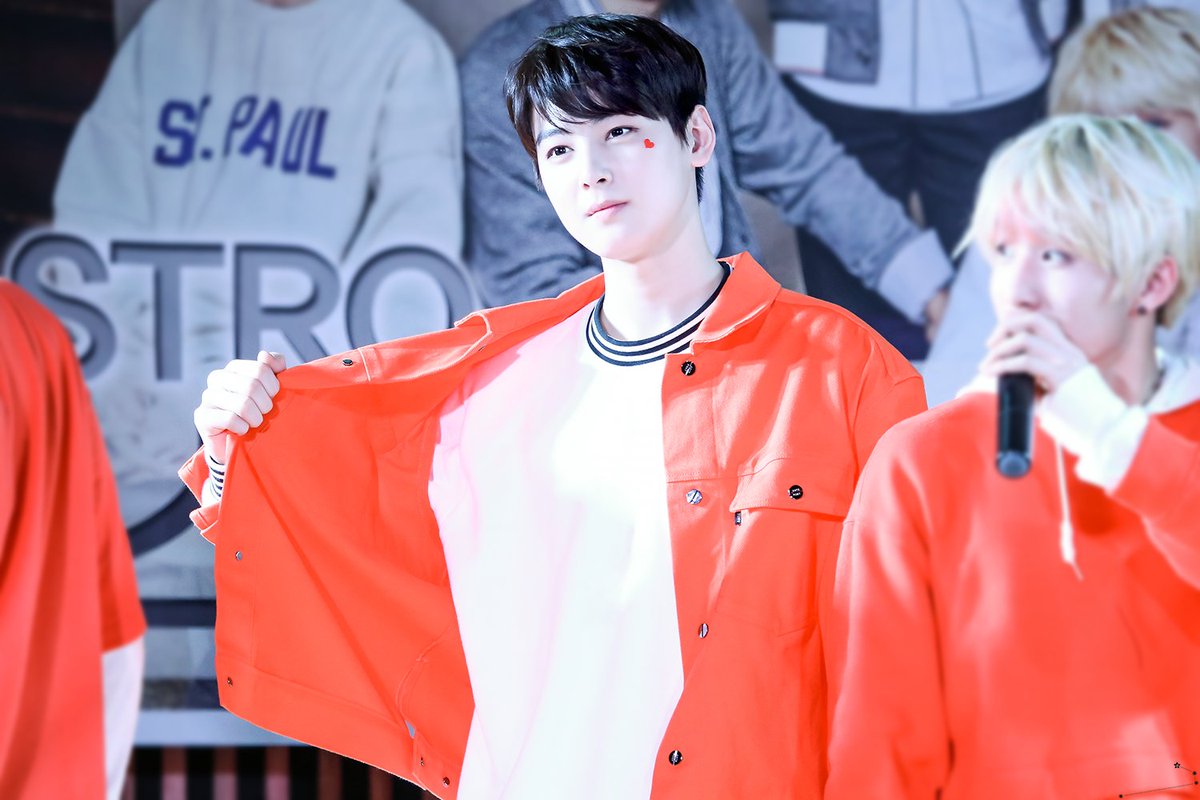 alpha_ew's tweet photo. [HQ]160326  일산 팬싸인회 #은우 #아스트로 #숨바꼭질 #ASTRO @offclASTRO 
https://t.co/LoZtSsXSbu
https://t.co/VxFY45cnKk https://t.co/Nt3dv9Y86v