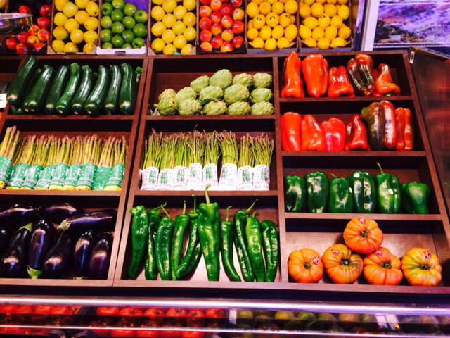 frutasmiguel's tweet photo. Así empezamos el mes de abril. Siempre buscando lo mejor para vosotr@s. #FelizSábado https://t.co/oFHE9kLFud