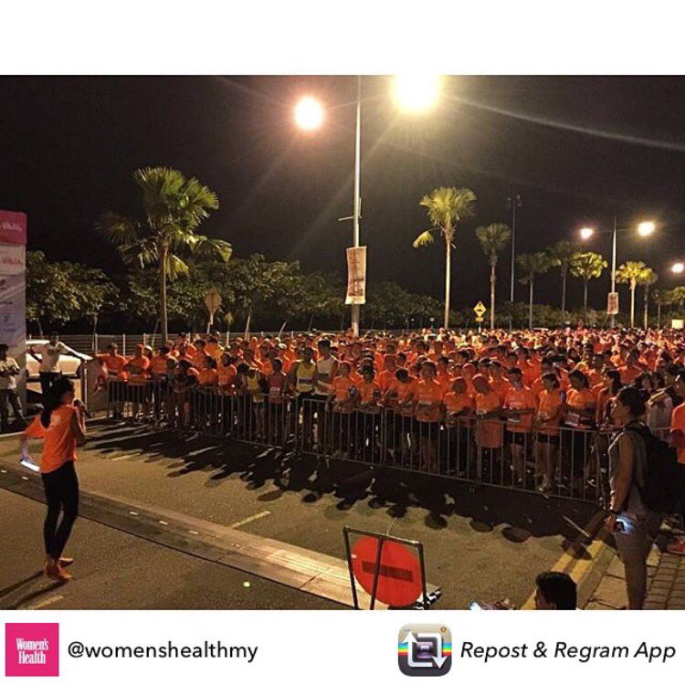 NatalieKniese's tweet photo. Repost @womenshealthmy @nataliekniese & 12km participants before flag-off #MHWHNightRun #AIAVitalityMY #3TimesTheFun https://t.co/5KVlFKffmI