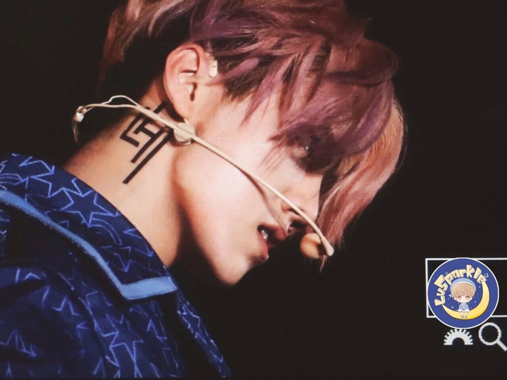 ohmydeer0420's tweet photo. FROM DADDY TO BABY REAL FAST #LuHan1stChinaTour cr.LuSparkle &amp; Ailu https://t.co/k1blSx14m3