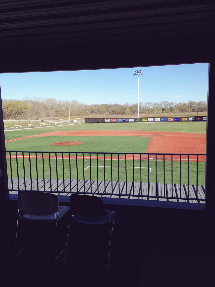 TalkESU7's tweet image. Office with a view. Love this job #esubaseball.