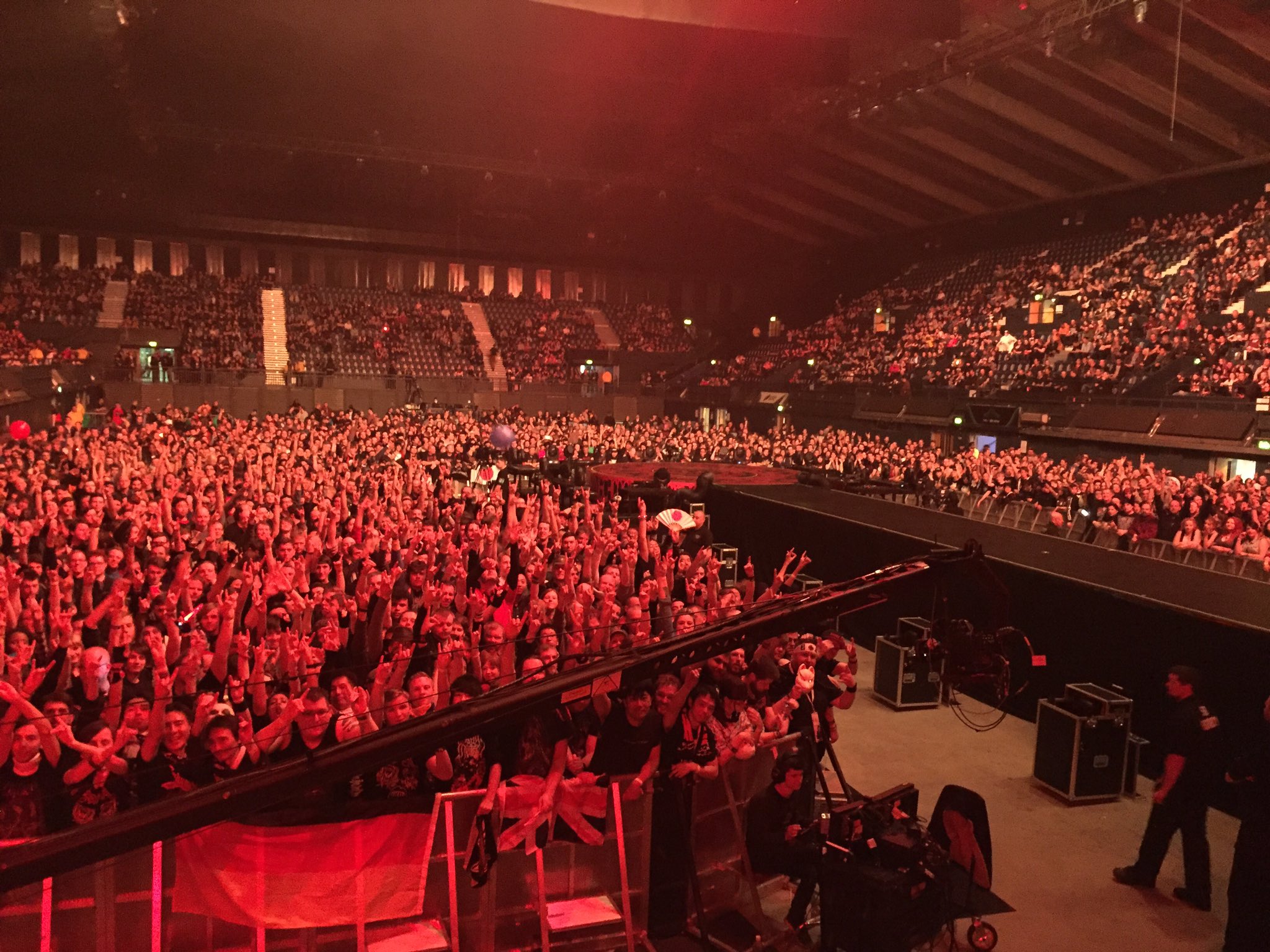 ミュージック BABYL - BABYL LIVE AT WEMBLEY ARENA Babymetal Live At Wembley: Vanishing Tricks, Flag Parades