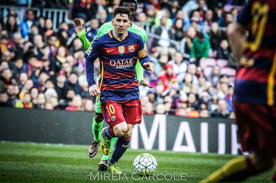 PlayersFCB's tweet photo. Descanso. #FCBarcelona 0-0 #RealMadrid. #ElClasico https://t.co/ktyo33qusV