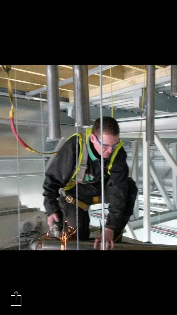 Deggy82's tweet photo. Weekend crew putting it in 👌🏼 @potteriesmech @sjoner72 @stato1 https://t.co/VTtLAwTIXS