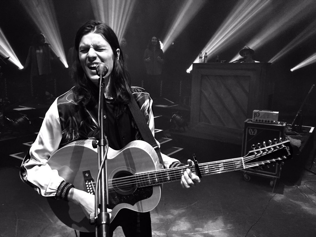 JamesBayMusic's tweet image. HAMMERSMITH APOLLO!! The final night is upon us! Let's make it MASSIVE!! See you soon!! Xx (📸 @doctorknox72 )