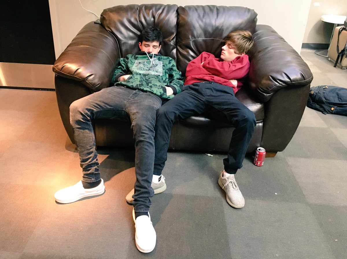 MAGCONUpdates's tweet photo. They've gotta sneak in that last minute nap before the show starts! #MagconMinneapolis https://t.co/dNOZ2EQ8Tx