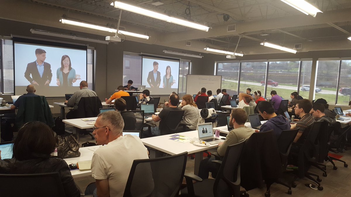 GDGOmaha's tweet photo. #OmahaDevStudyJam2 learning Java and Android studio @GDGOmaha https://t.co/kGRAPFavyO