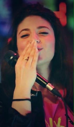 Mouna_Lea's tweet photo. Je t'aime Bb !💟💋
#LeaMakhoul #MyQueen #Starac10 #LoveLeaMakhoul https://t.co/gxul9FTmNl