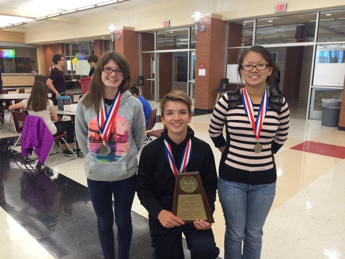 shayna_reasoner's tweet photo. Azle HS Number Sense team placed 1st at UIL District and advances to Region! #mathteam https://t.co/7aUpsCnKQd