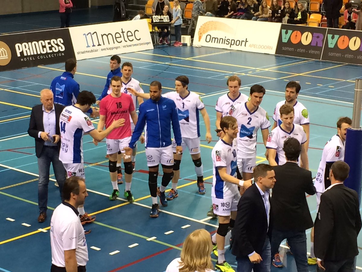 LycurgusVolley's tweet image. Yes de finale is bereikt na een 3-1 zege @Dynamovolleybal!Setstanden 25-20, 25-21, 24-26 en 25-16.