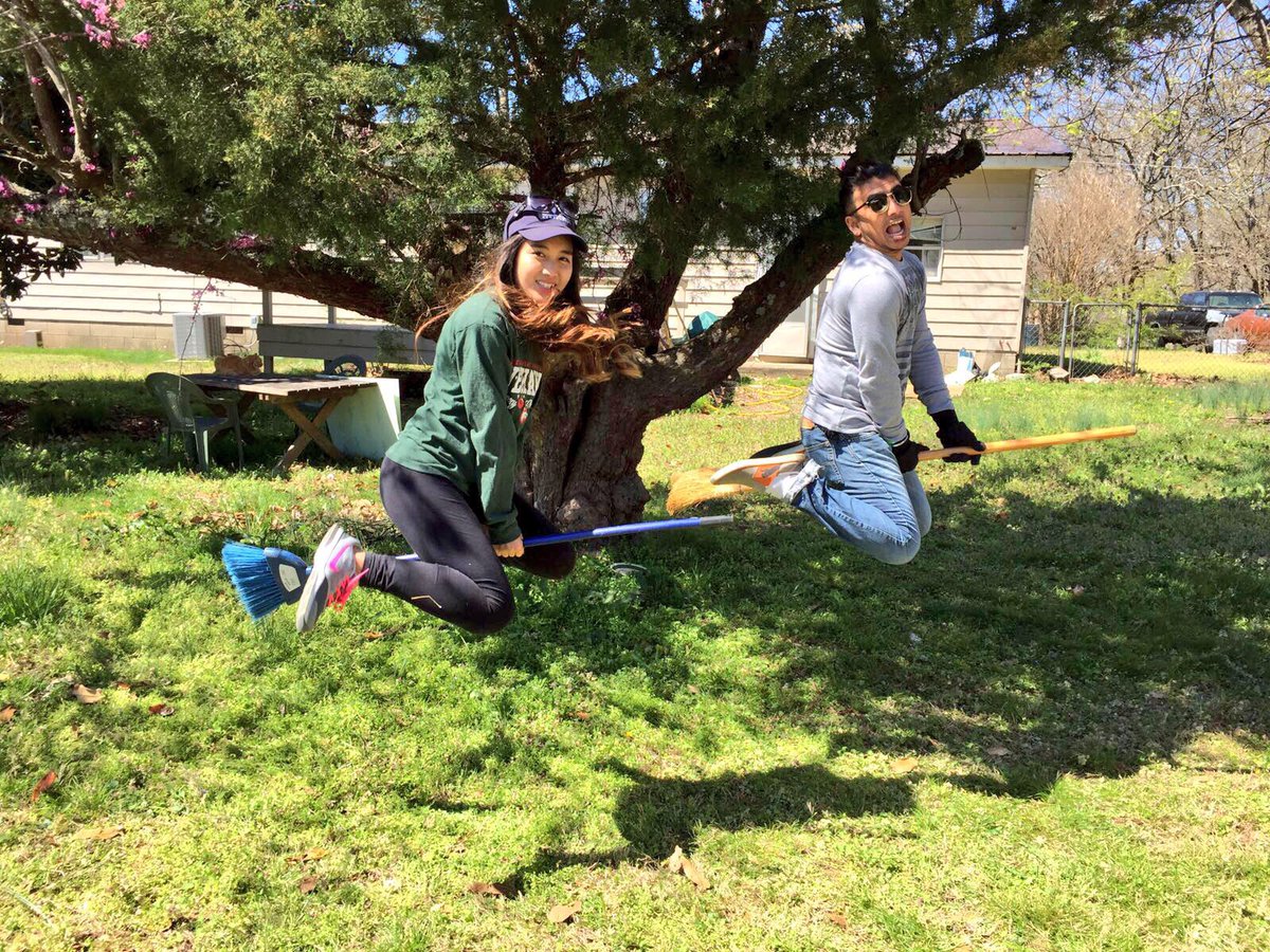 dev_venkatesh's tweet photo. @NSU_BigEvent @isansuok #teamISA #nsubigevent #Goingstrong #RiverHawkS #2016 https://t.co/2qGi9LWk0g