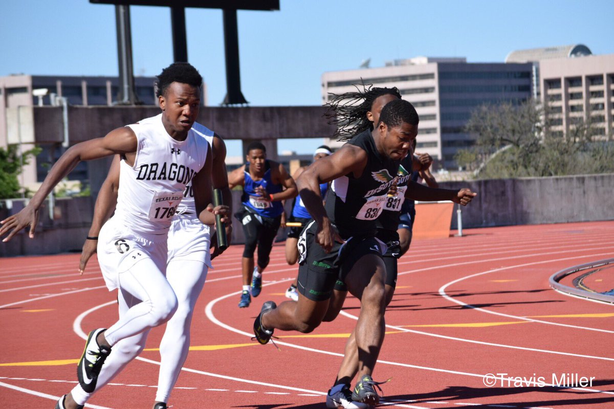 Desoto's sprint depth on display at Texas Relays! 41.8 4x1 prelim with the "B Team" #TXRelays16