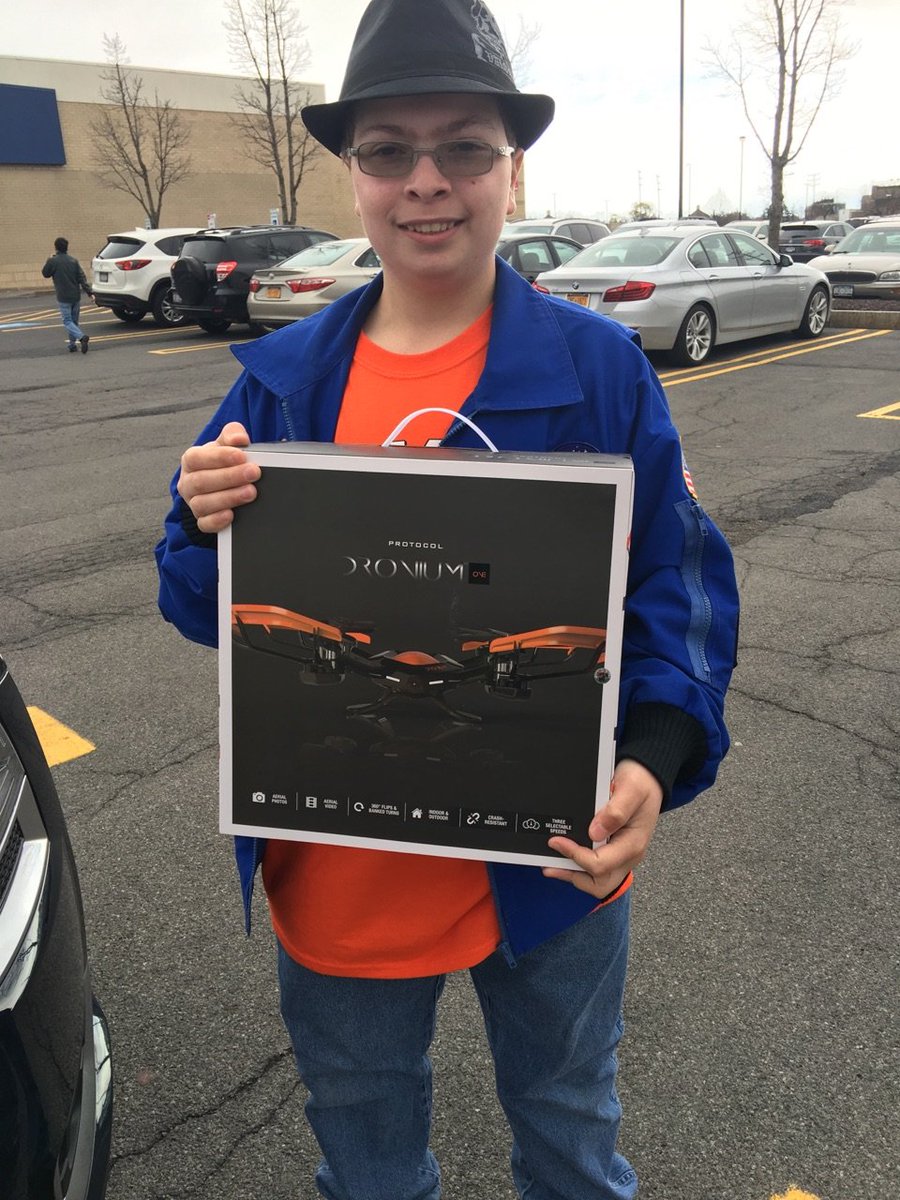 Nick tweet media