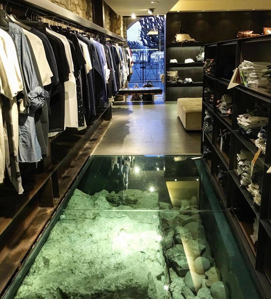 clino_ch's tweet photo. "Shopping is cheaper then a psychiatrist" #goodtimes #exclusive #freetime #brand #atmosphe… https://t.co/hzrLopCy1t https://t.co/Bm5epYgiv9