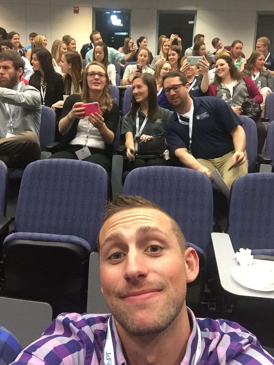 DaltronPrime's tweet photo. Everybody takin selfies at the #AZSC2016 #dptstudent #ATChill https://t.co/LPTmvy6Jfe