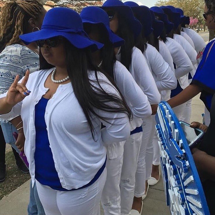 HBCUBuzz's tweet photo. Congratulations to the new ladies of Zeta Phi Beta Sorority, Inc. at Virginia State University 💙🐱 #virginiastate https://t.co/v7QgeJgKrl