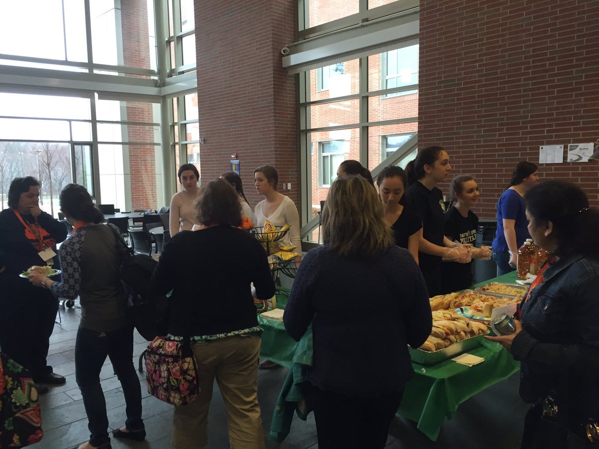 hanleya2017's tweet photo. Things are looking great at #edcampgrafton https://t.co/GALI6aPfzr