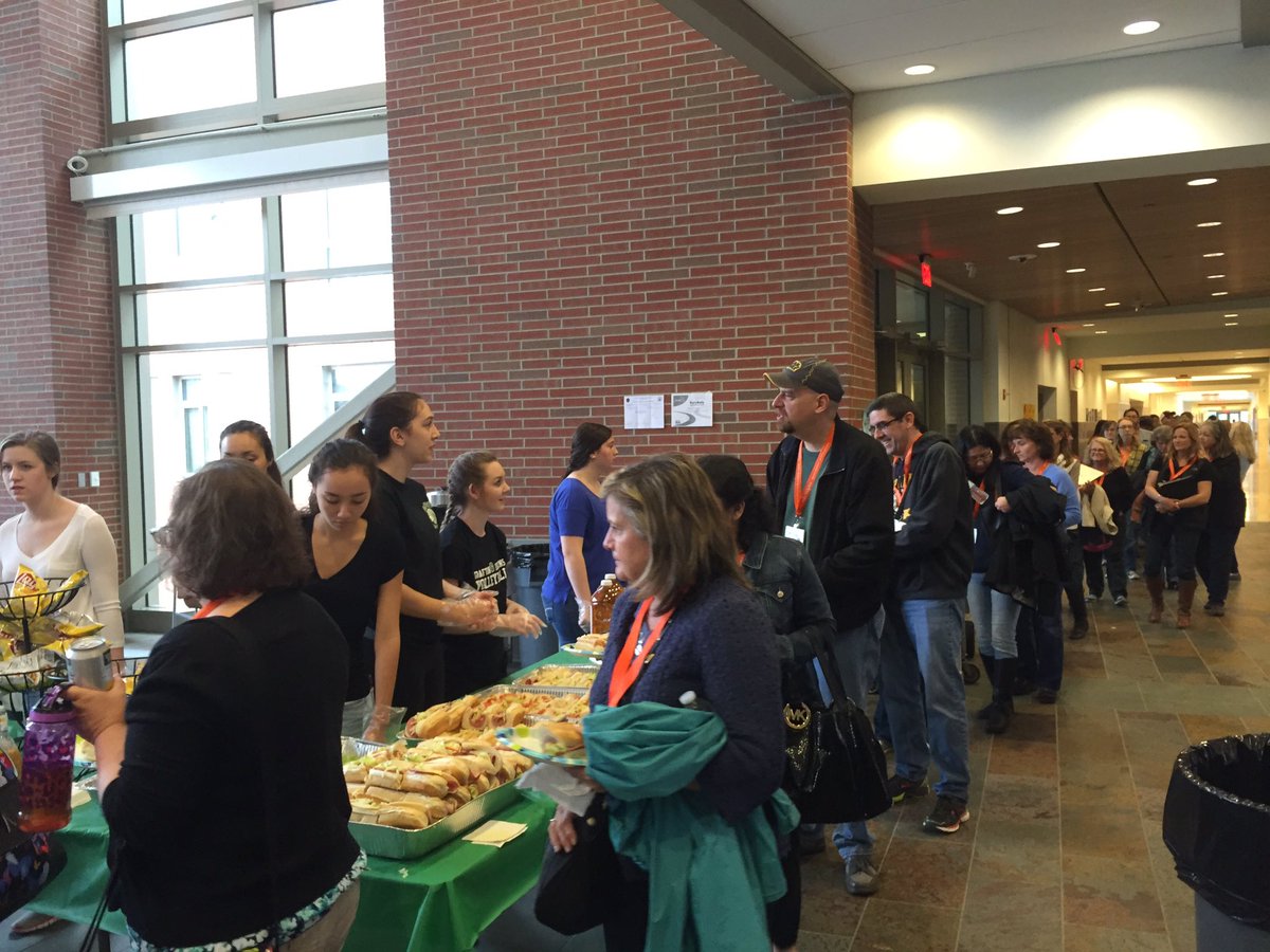 hanleya2017's tweet photo. Things are looking great at #edcampgrafton https://t.co/GALI6aPfzr