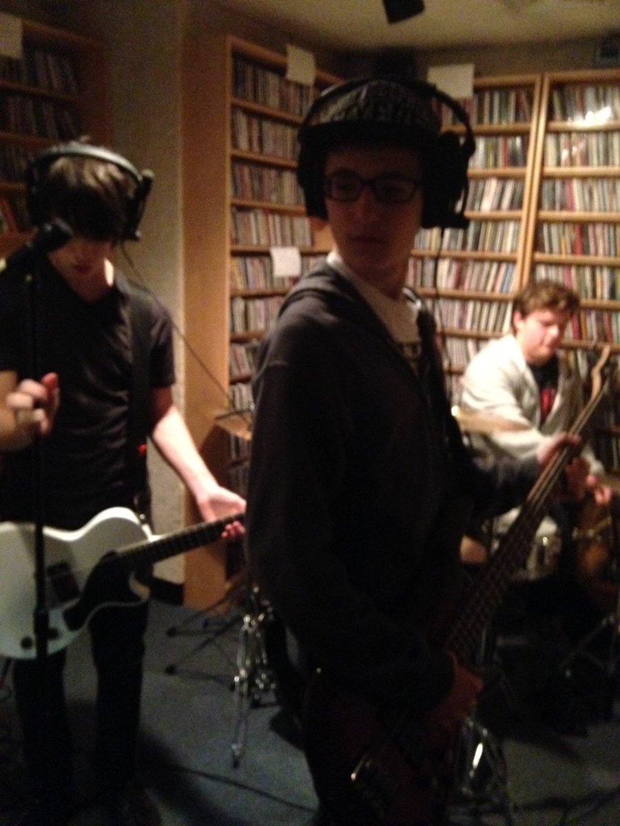 WessFmRadio's tweet photo. @blindchoice preparing for a live performance only on 90.3 WESS for Spring jam! #wessjam16 https://t.co/KMonWEDQM0