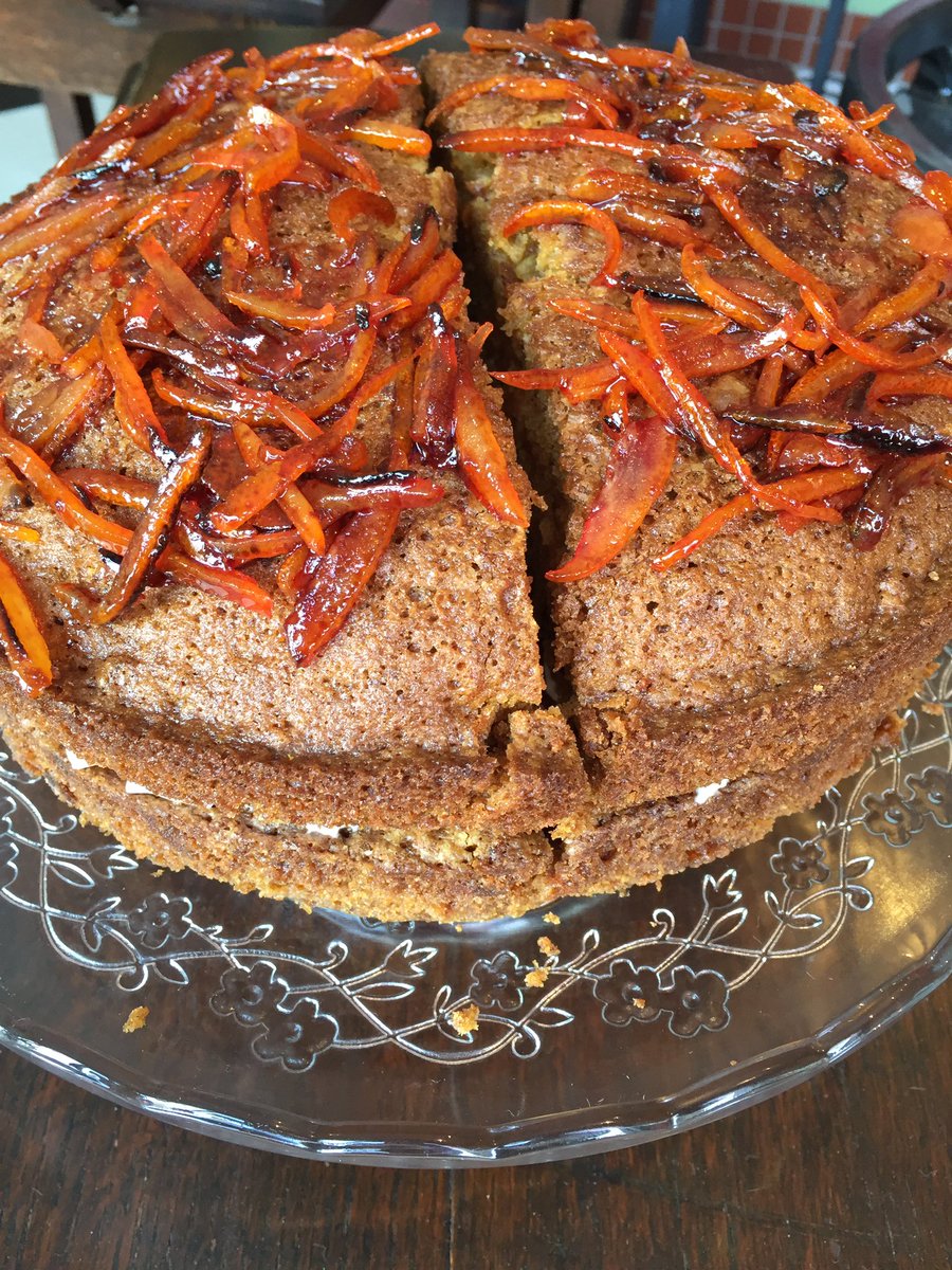 No that's what we call #Carrot #cake #Clapton #espresso #weekend #yummy
