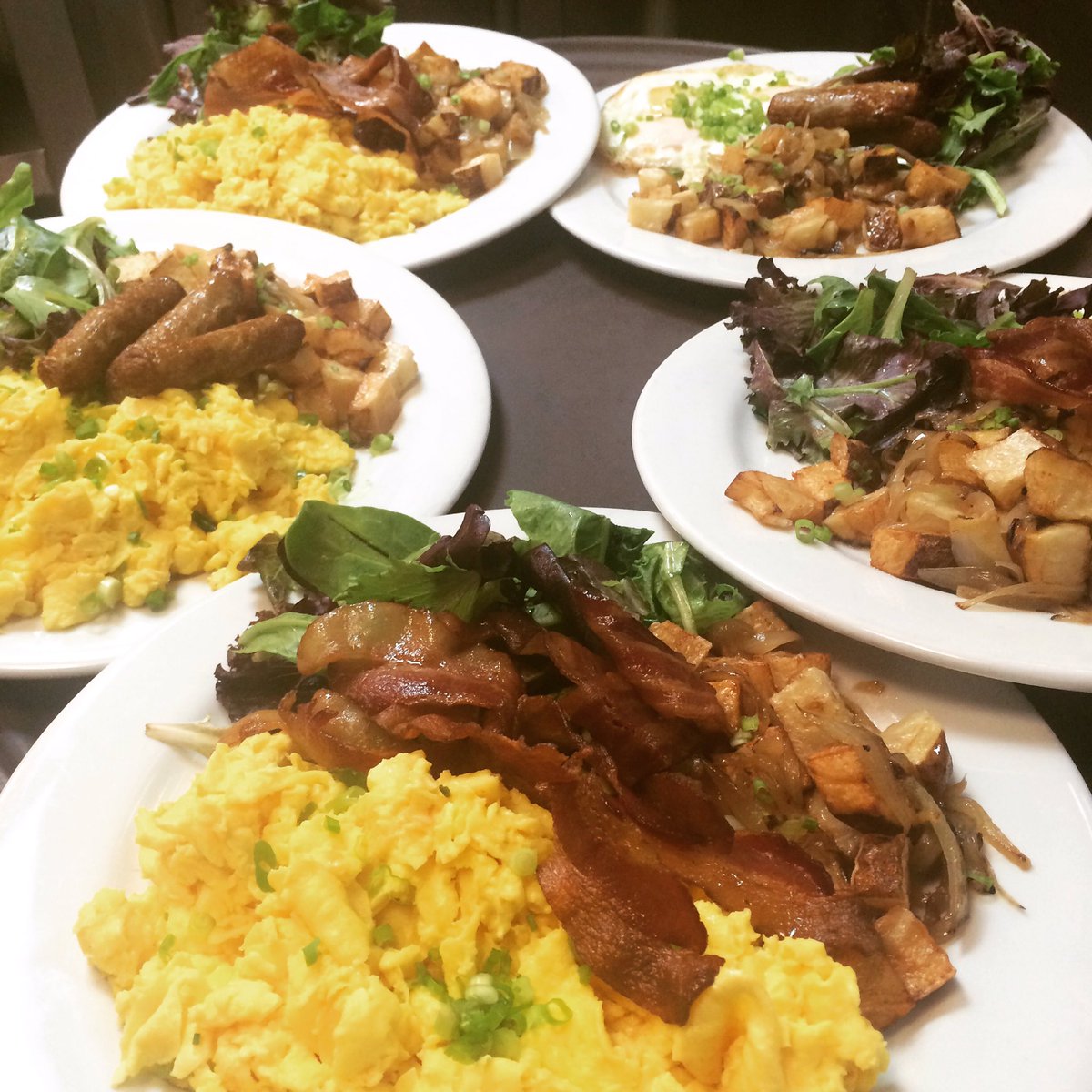 PrannaNYC's tweet photo. Our brunch is eggscellant! Call us for reservations now #brunch #Saturday #delicious https://t.co/ypLdf5a1lN