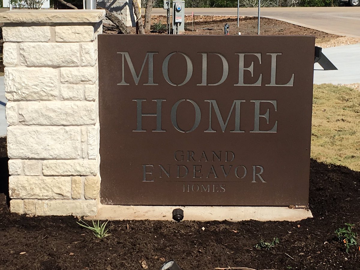 L2rose's tweet photo. Come out to the grand opening of Grand Endeavor Homes in Woodland Hills off 3405 in Georgetown 10-5 today! https://t.co/nBGPUyVz3e