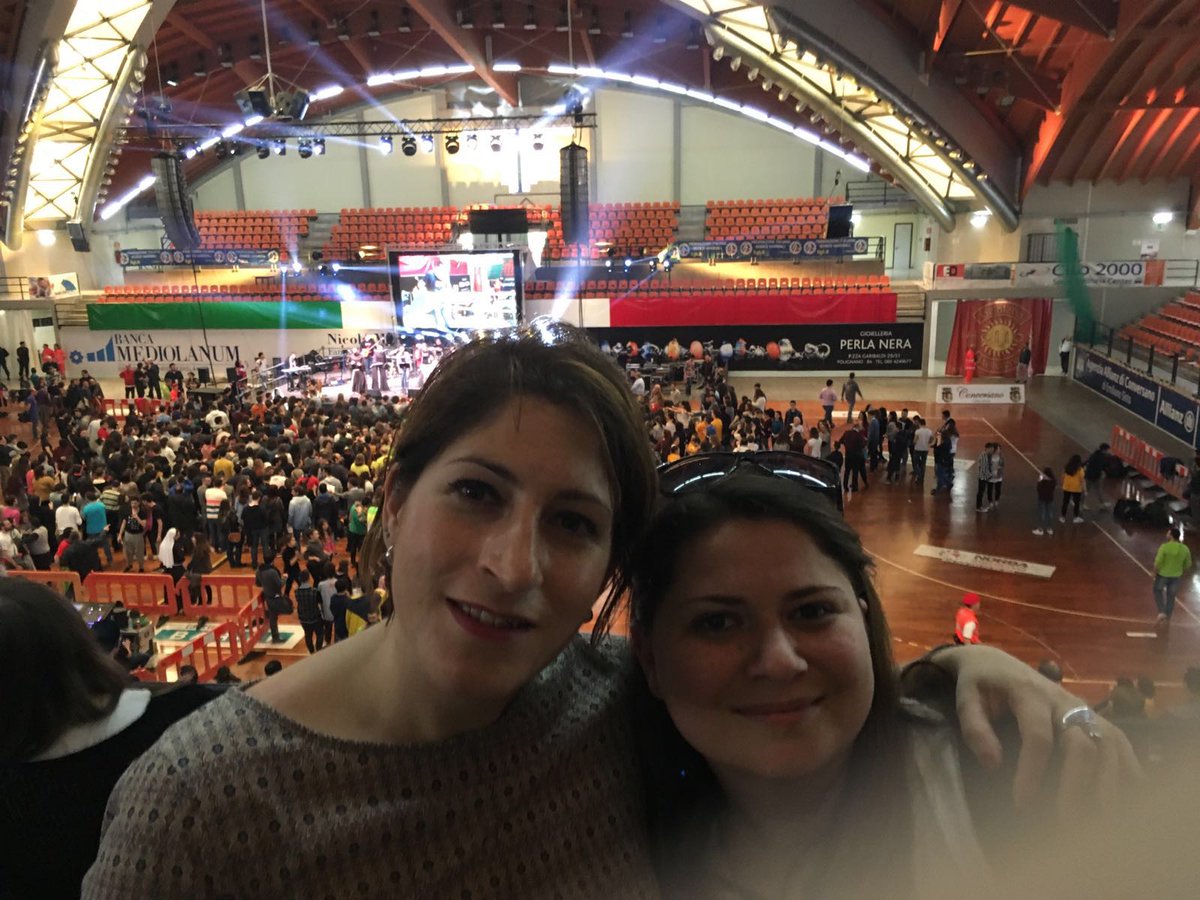 antolucanie's tweet photo. #giovaniHD nell'Amore senza fine: @PG_Italia Puglia in cammino per #Cracovia ricordando #GiovanniPaoloII https://t.co/RUH6ptFWGZ