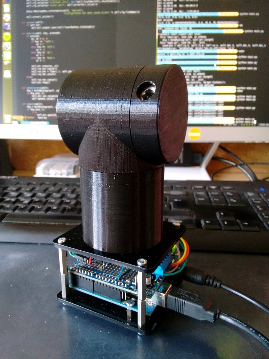 j_mb's tweet photo. Working on the user interface of the #SkyPointer. #arduino #laser #DIY https://t.co/o6bJNBTyxm