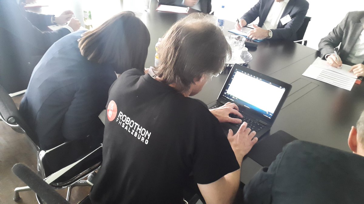 RobothonSBG's tweet photo. In diesen Minuten tagt die Jury ... https://t.co/i31ESAPUC2