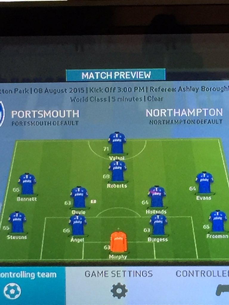 kishenvelani8's tweet photo. Got loaned out in FIFA to Portsmouth!! Lining up with the hero that is @Burgey44!! #heroFC @AddersAkram @n_velani https://t.co/KkFv830qSf