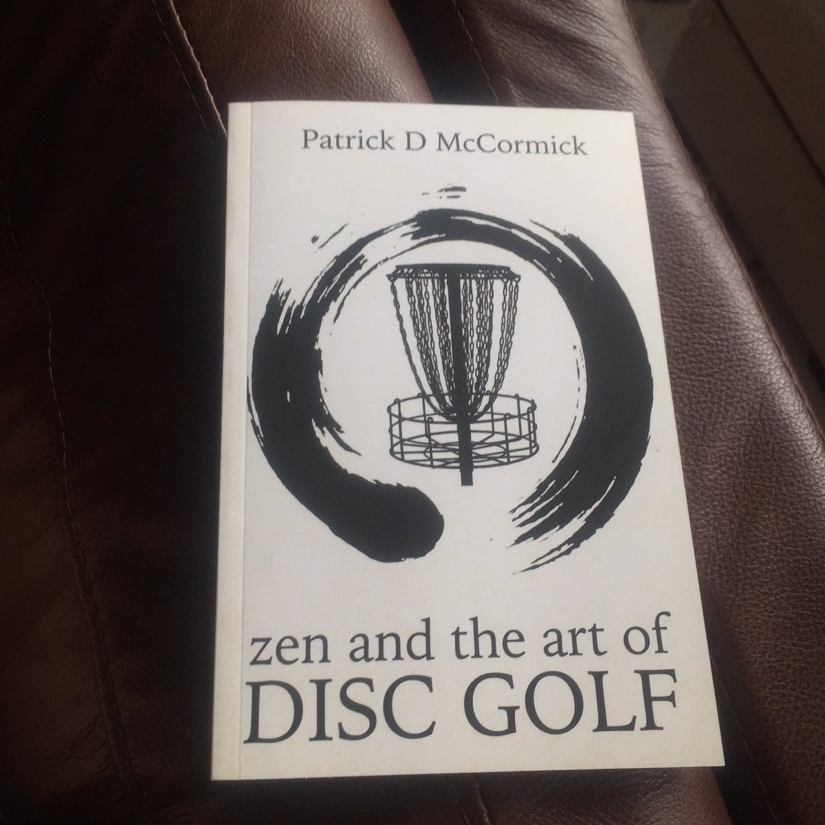 kaelee72637's tweet photo. On the road trip packing list... #zendiscgolf @zendiscgolf https://t.co/aoIZpHg8IS