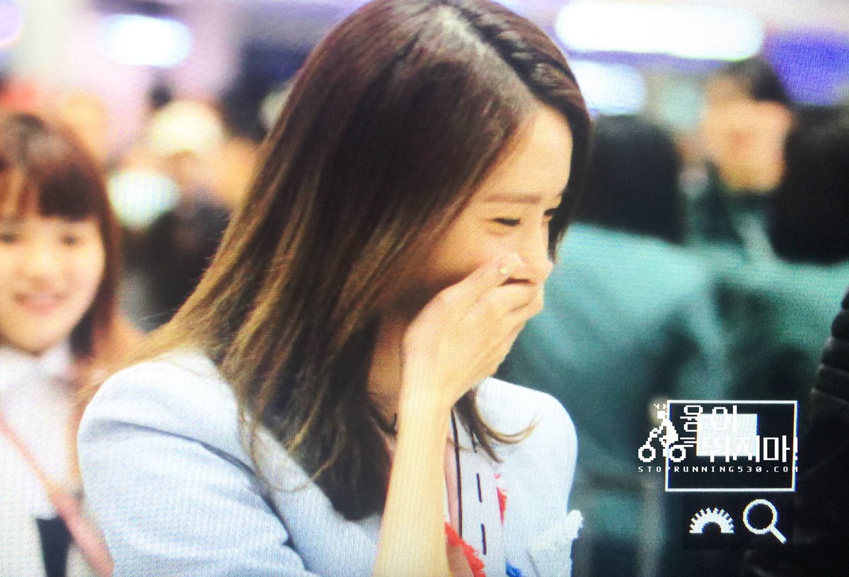 [PIC][03-04-2016]YoonA trở về Hàn Quốc vào rạng sáng nay CfDNBjXVAAETCwg