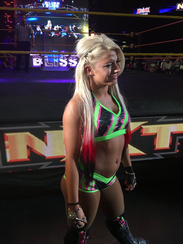 Alexa On Twitter Nxtdallas Candids Have Been Added To The 